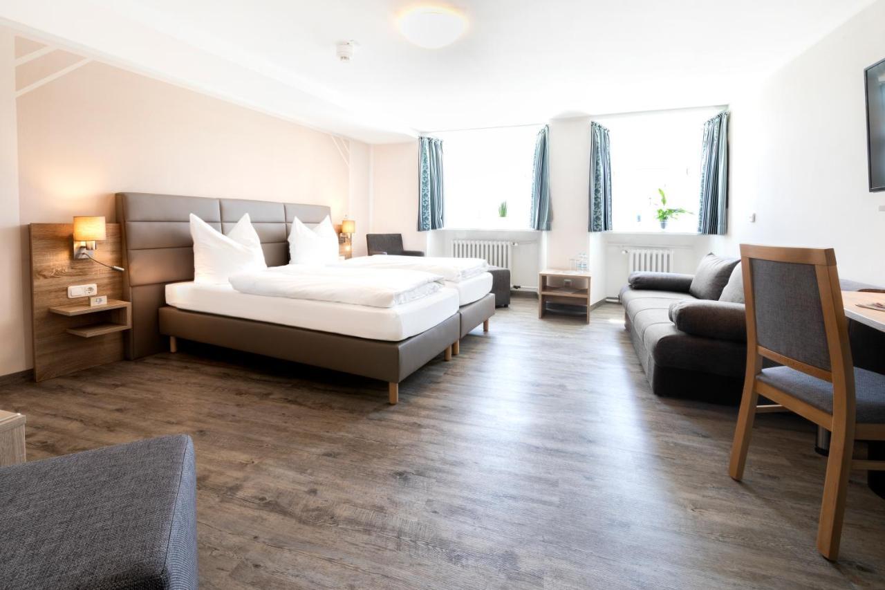 Hotelgasthof Bayerischer Hof Sulzbach-Rosenberg Eksteriør bilde