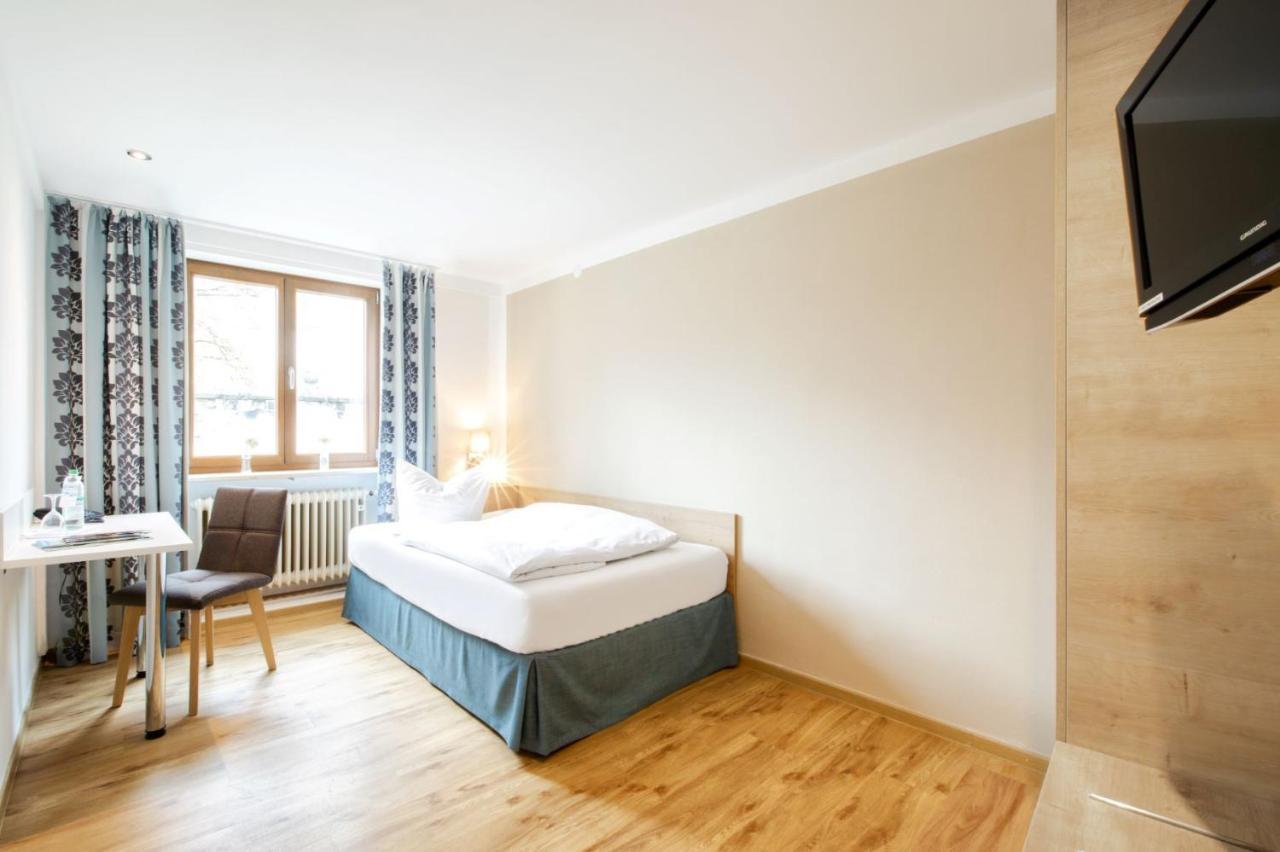 Hotelgasthof Bayerischer Hof Sulzbach-Rosenberg Eksteriør bilde
