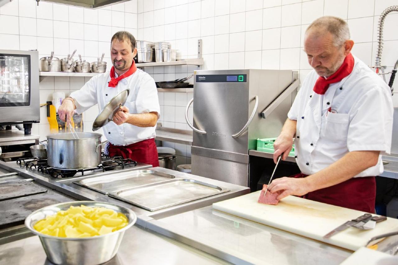 Hotelgasthof Bayerischer Hof Sulzbach-Rosenberg Eksteriør bilde